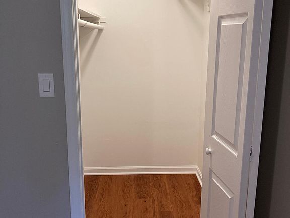 5th image of 103 Austin Ct