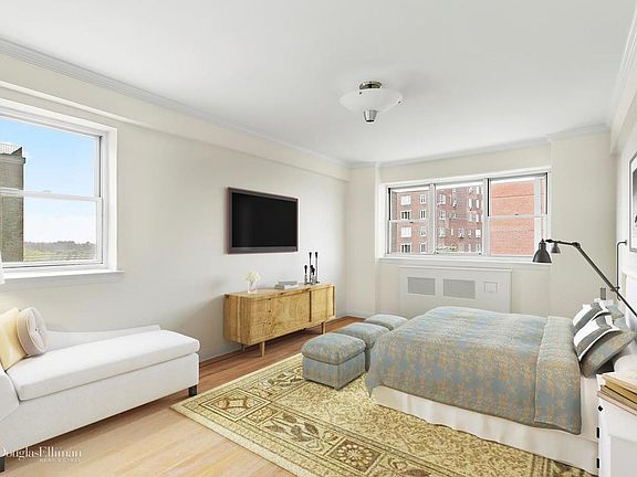 4th image of 85 E End Ave APT 15A