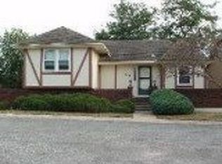 125 Woodbridge Ln, Kansas City, MO 64145