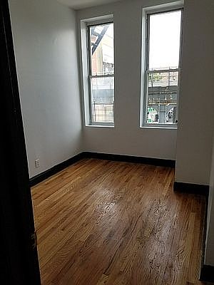 5th image of 1436 Atlantic Ave APT 2B