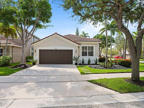 3rd image of 593 Pigeon Plum Way