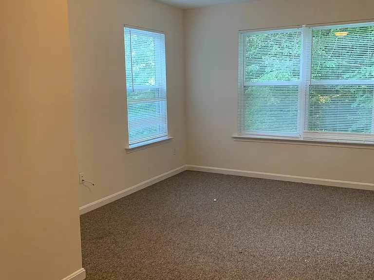 5061 Bayside Rd — Photo 6