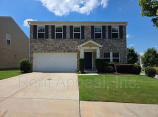 1490 Avalon Creek Rd, Sugar Hill, GA 30518