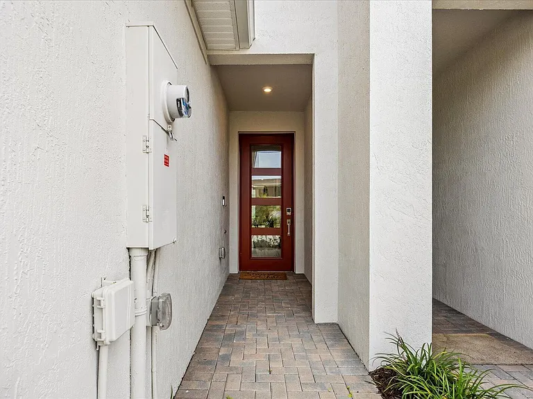 14042 SW Thorens Dr — Photo 3