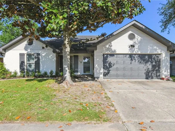 368 Evergreen Dr, Destrehan, LA 70047