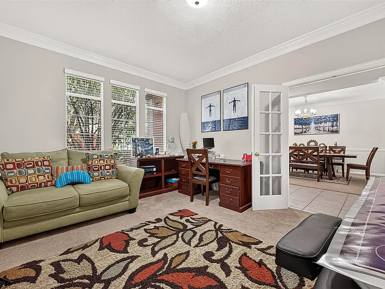 214 Kentwood Ridge Ct — Photo 6