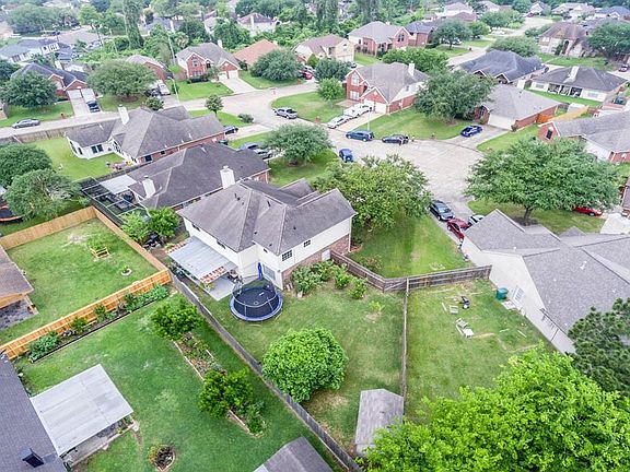 4th image of 12510 Saint Claude Ct