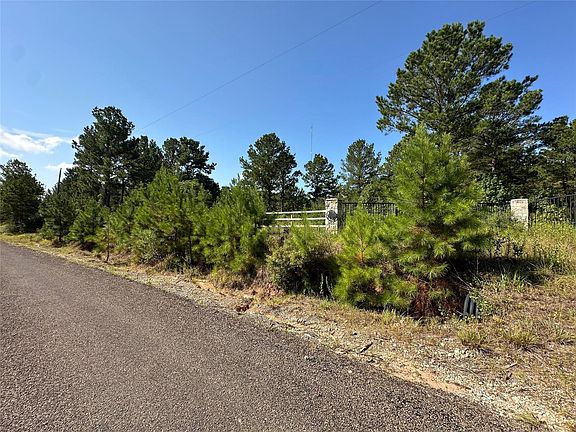 4th image of 1034 Lloyd Bell Rd