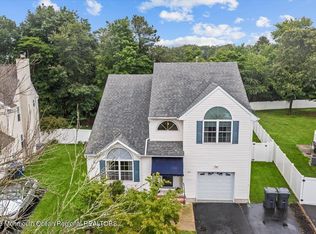 111 Atrium Dr, Brick, NJ 08723