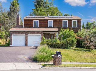 11 Pearsall Dr, Monroe, NY 10950