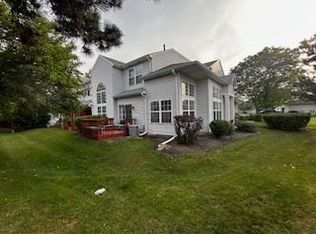 112 S Barton Trl #112, Batavia, IL 60510