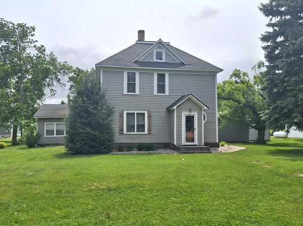 506 Steele Ave, Hope, ND 58046