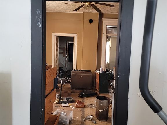 4th image of 155 N Water St