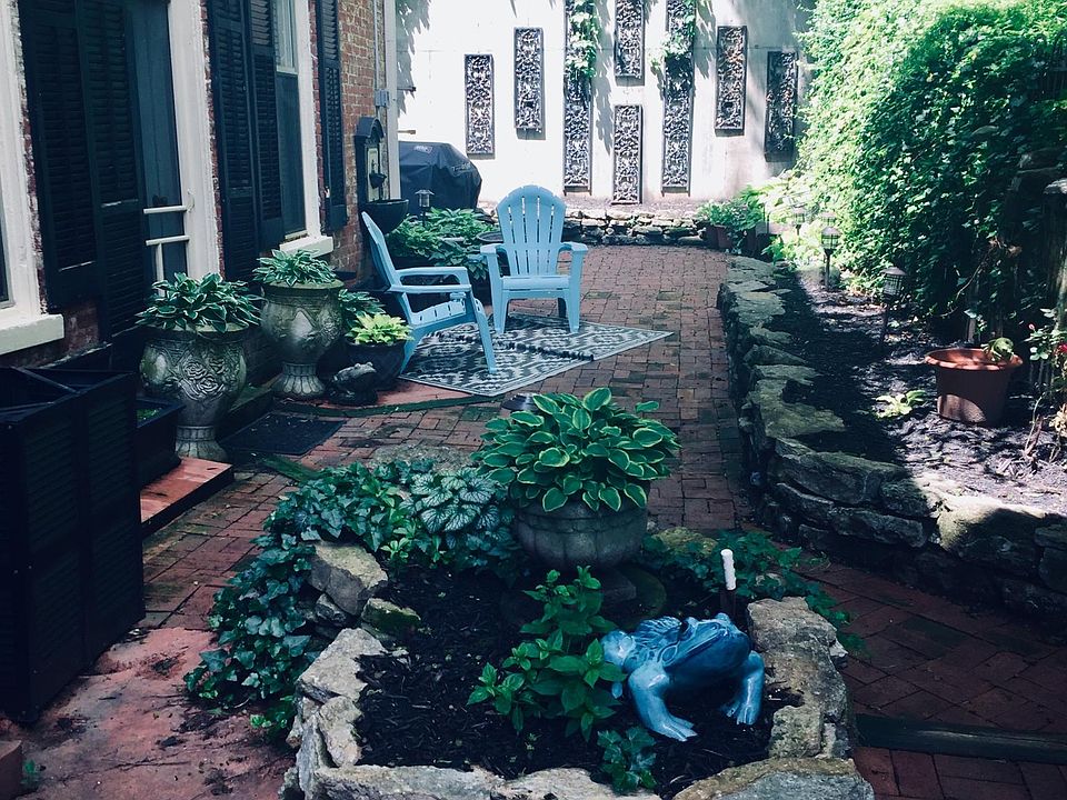 Courtyard in the spring.