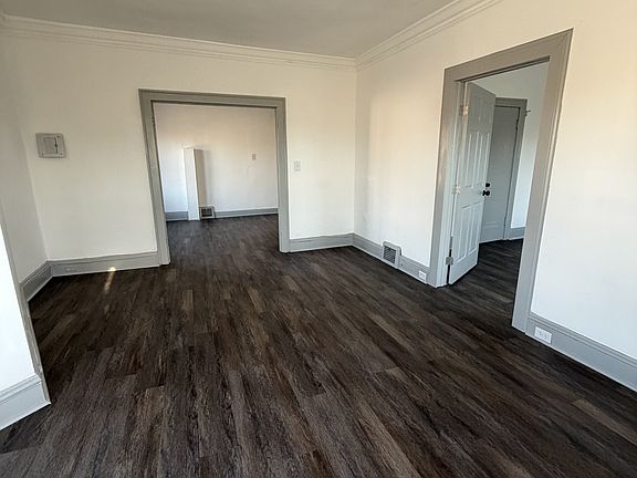 3rd image of 13375 Madison Ave APT 1