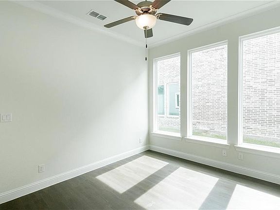 5th image of 5709 Port Vale Dr