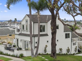 423 Poppy Ave, Corona Del Mar, CA 92625