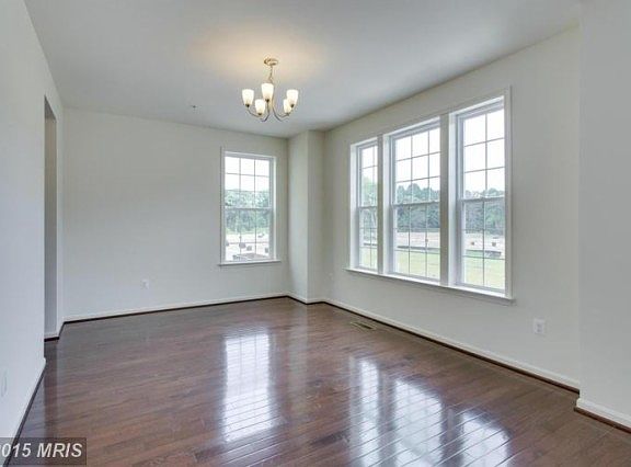 4th image of 114 Merlot St