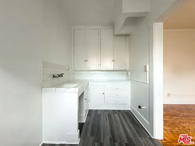 434 S Rampart Blvd #108 — Photo 10