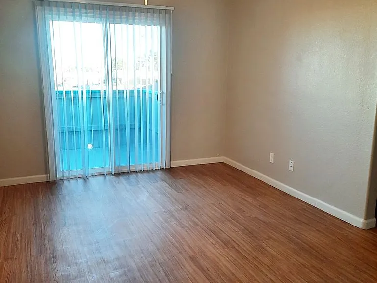 Canyon Club Apartments — Photo 22