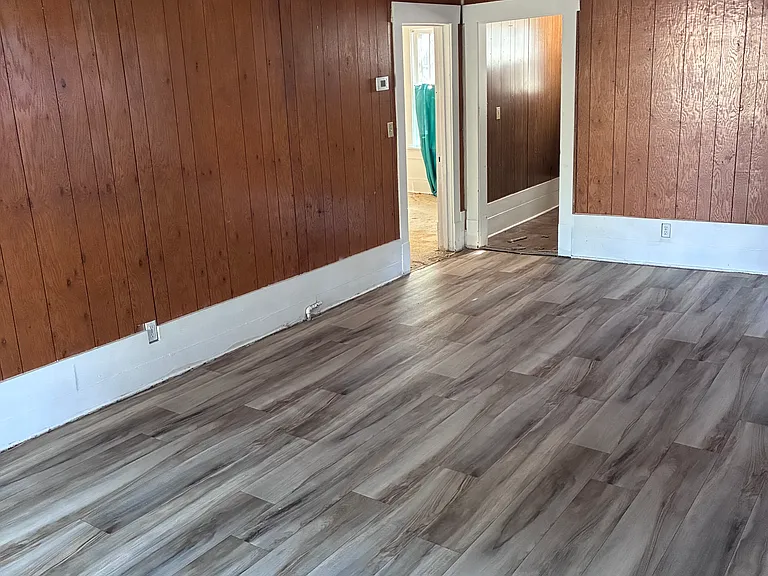 620 S Washington St — Photo 6