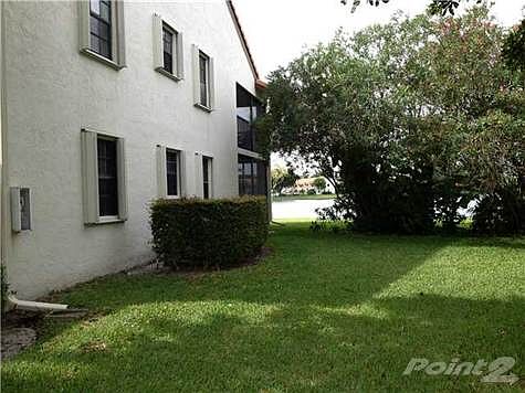 2nd image of 311 Lincoln Ct