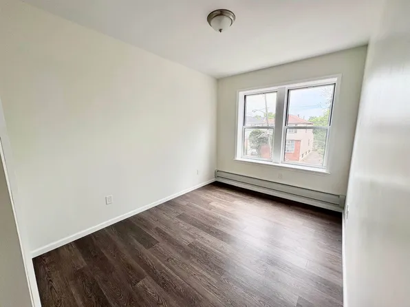 404 Stegman Parkway image 6 of 13