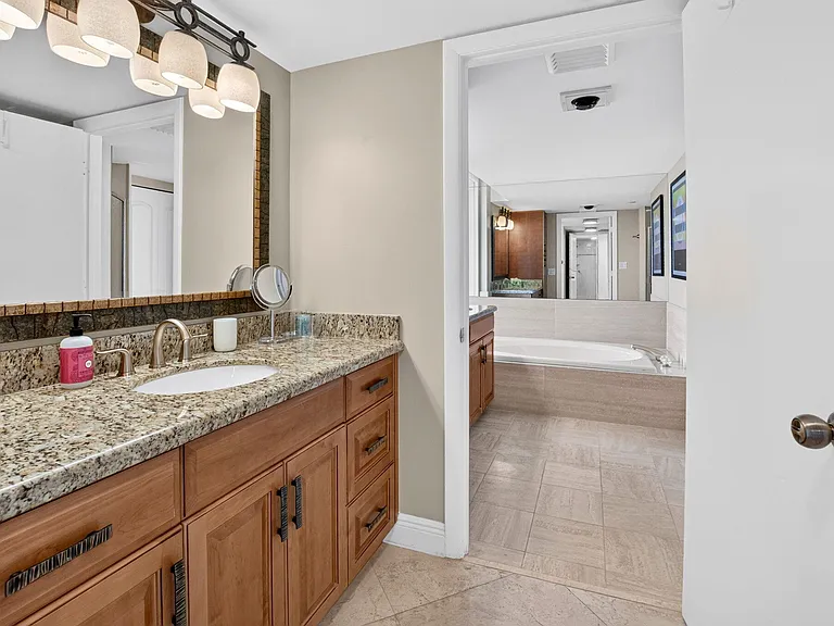 4101 N Ocean Blvd #401 — Photo 39