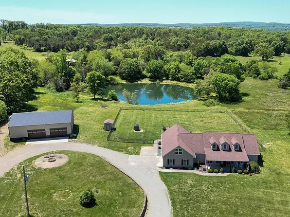 5437 Hwy D, Farmington, MO 63640