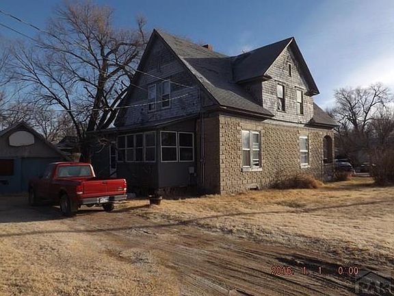 3rd image of 305 N 4th St