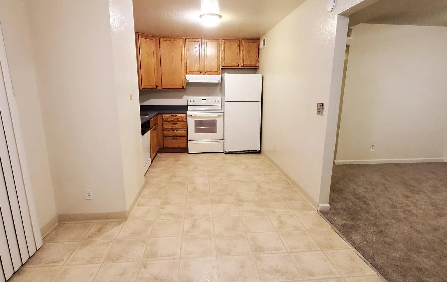 2 bed, 768 sqft, $1,545 — Photo 3