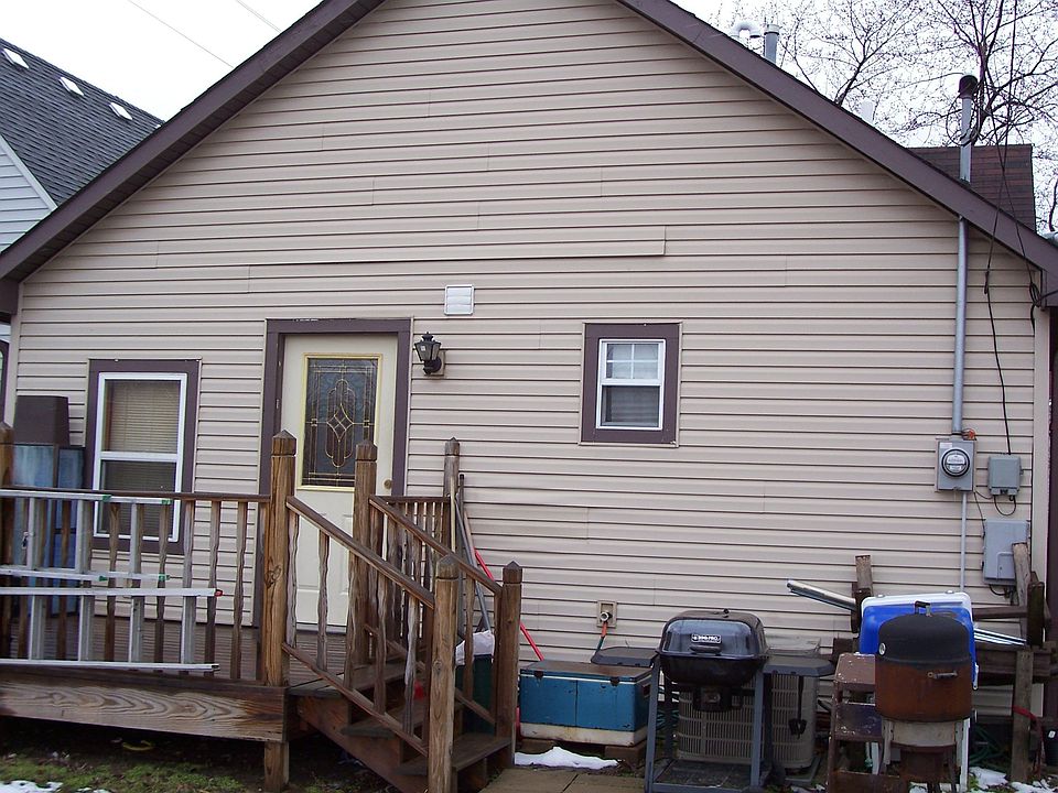 Exterior Back