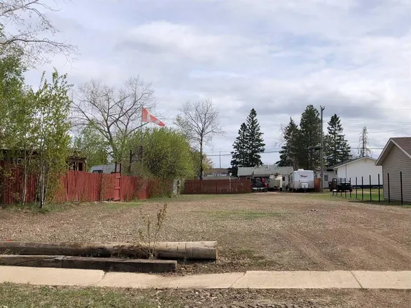 10113 100th St, High Level, AB T0H 4J0