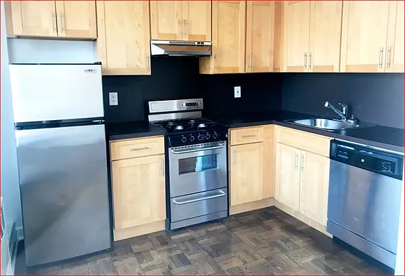 Rented by Douglas Elliman | media 23