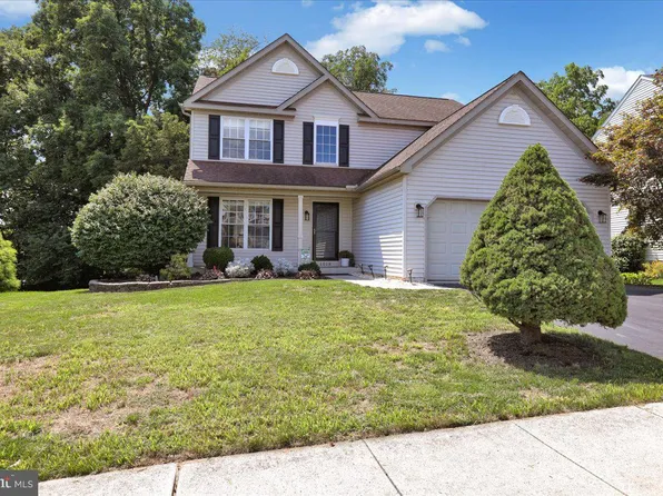 1018 Cathy Dr, Leesport, PA 19533