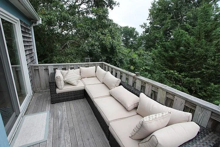 110 Knott Ave — Photo 11