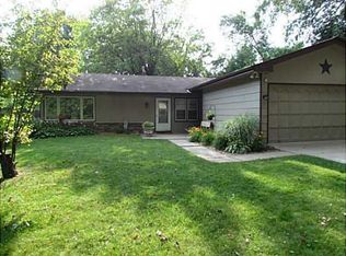 1020 32nd St, West Des Moines, IA 50266