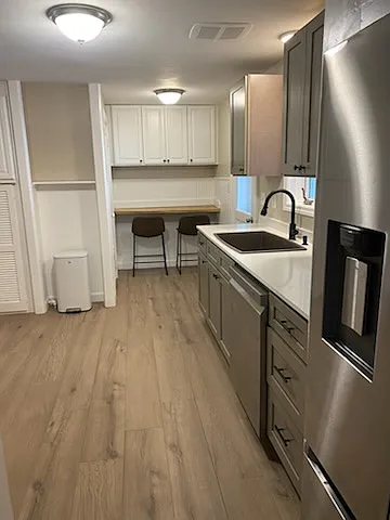 2 bed, 900 sqft, $1,690 — Photo 3