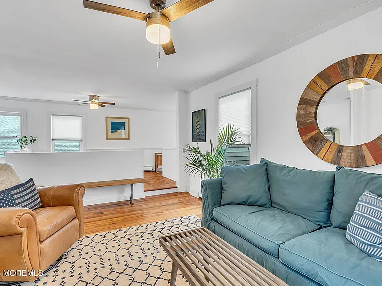 1227 Bay Ave — Photo 10