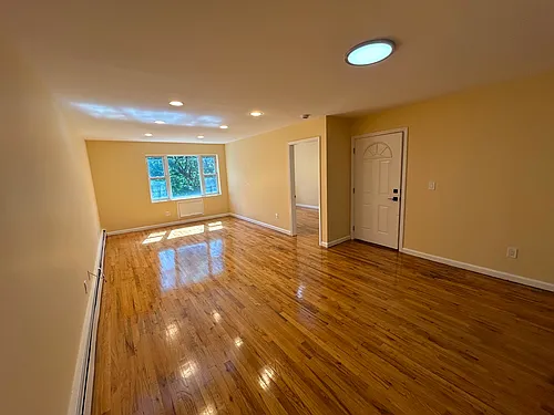 1287 Union Ave #3 Photo 1