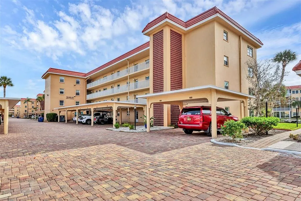 2 bed, 2.0 bath, 929 sqft, $3,500 — Photo 1