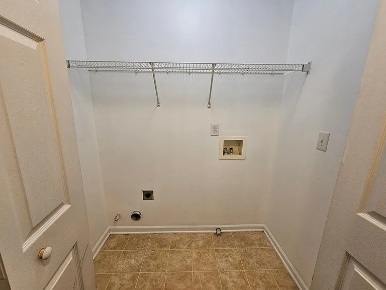 235 Circle Rd — Photo 17