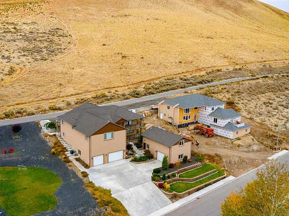 4th image of 5121 Hershey Ln