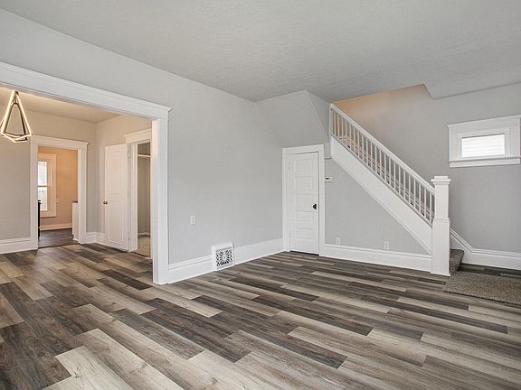 4th image of 21 Wren St