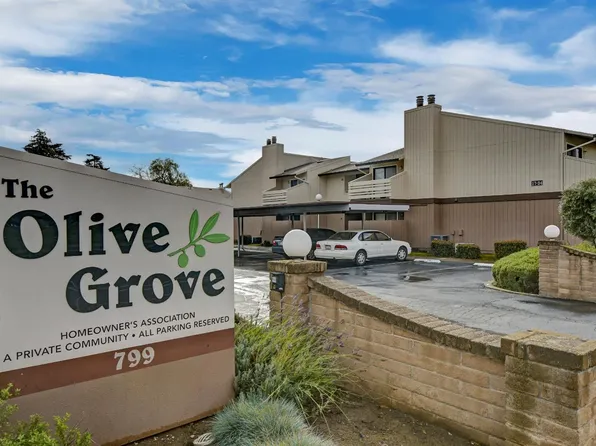 799 Clark Ave APT 5, Yuba City, CA 95991