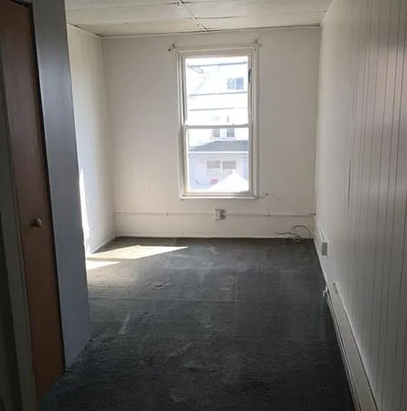 211 Bessemer Ave #2 — Photo 2