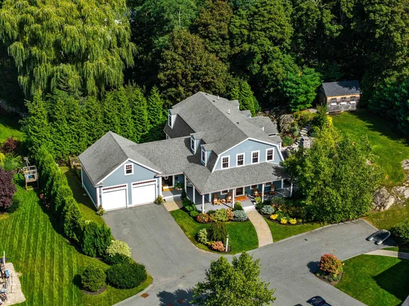7 Cloutmans Ln, Marblehead, MA 01945