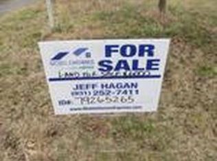 177 Parker Ln, Whiteside, TN 37396