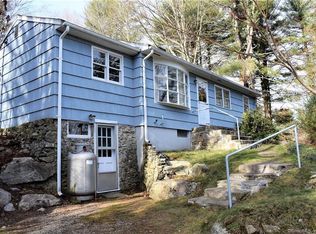 11 Richmond Rd, Putnam, CT 06260