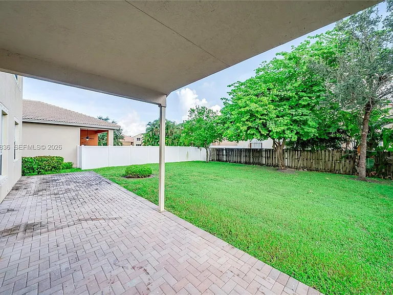 14935 SW 52nd St — Photo 47
